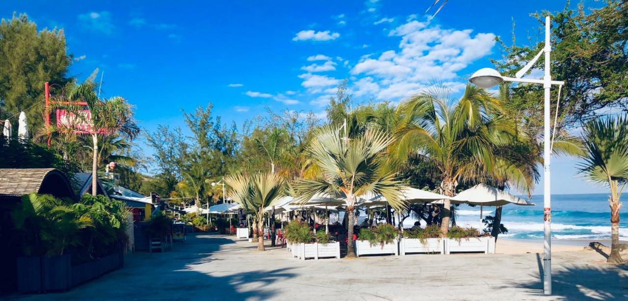 Marina , 2Mn A Pieds Plage Boucan Canot Aparthotel Saint-Gilles Les Bains Exterior photo